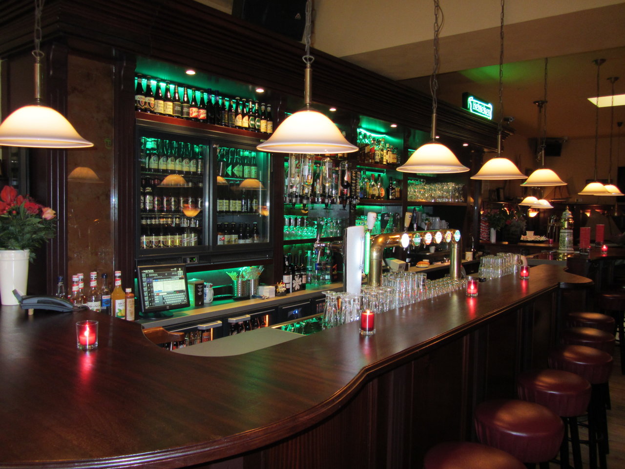 Eetcafé de Maaspoort